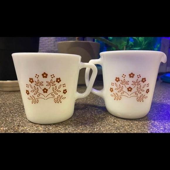 Vintage Pyrex “spring impression” coffee cream and mug. - Picture 9 of 10